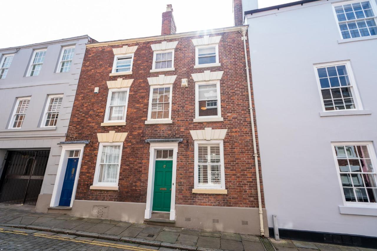Вілла 18Th Century Townhouse In Chester City Centre Екстер'єр фото