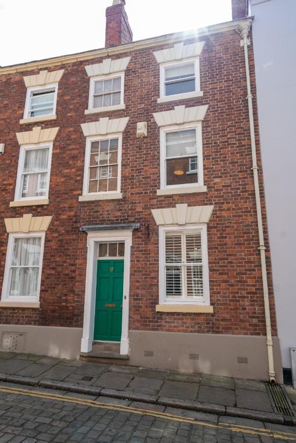 Вілла 18Th Century Townhouse In Chester City Centre Екстер'єр фото